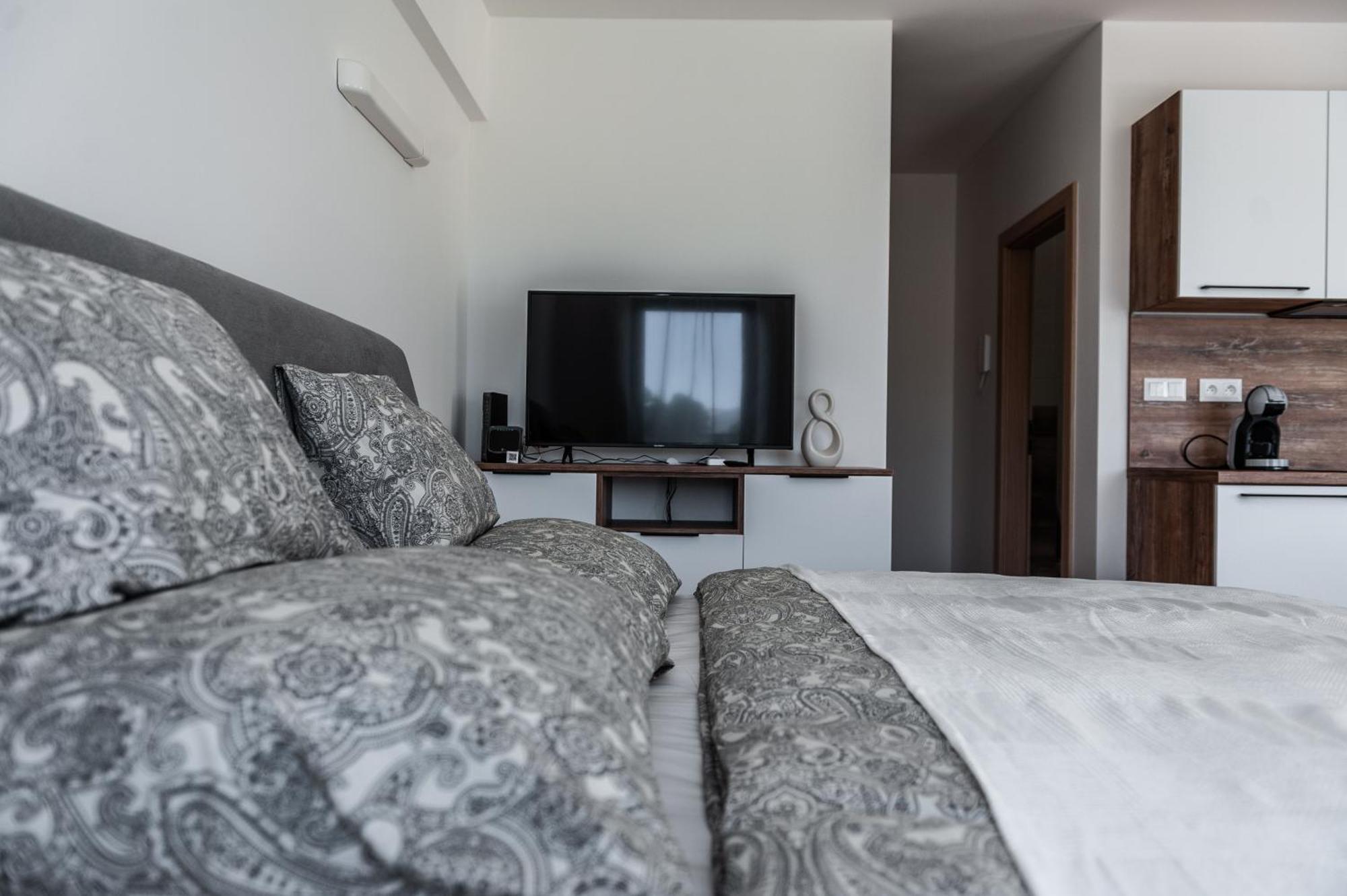 Apartmany Besen Besenova Exterior foto